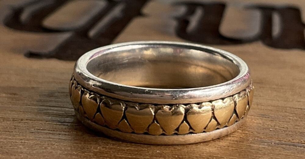 James Avery Retired Sterling Silver And 14K Gold Eternity Heart Band Ring Size 6